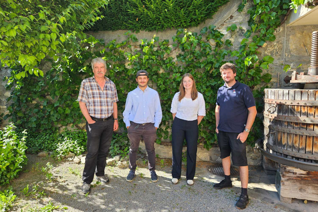 Lehrabschlussfeier Geomatiker/in EFZ Kanton Graubünden, Kurt Pfenninger und Damian Tschuor, Michael Meisser und Anja Saladin, HMQ AG